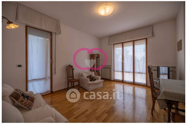 Appartamento in residenziale in Via Milano