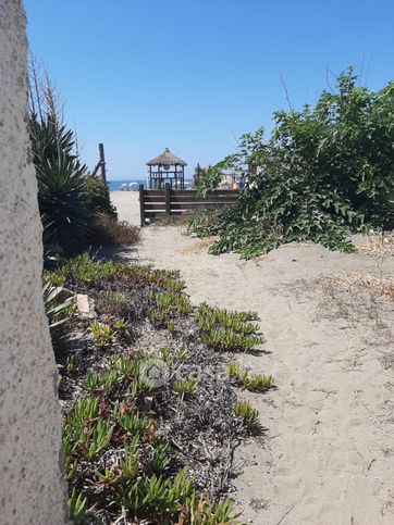 Casa indipendente in residenziale in Lungomare di Ponente 70