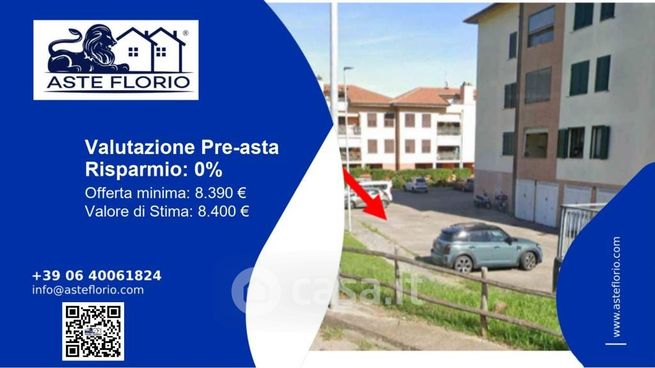 Box/posto auto in residenziale in Via San Maria