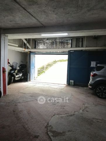 Box/posto auto in residenziale in Via Sigmund Freud