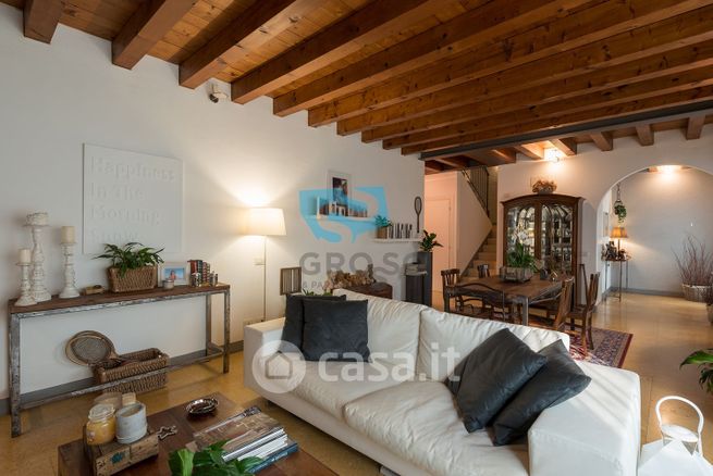 Casa bi/trifamiliare in residenziale in Via Tiepolo
