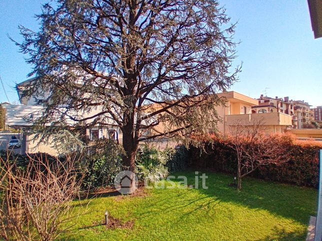 Appartamento in residenziale in Via Roma 11