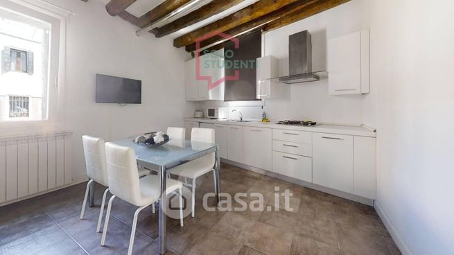 Appartamento in residenziale in Calle Loredan