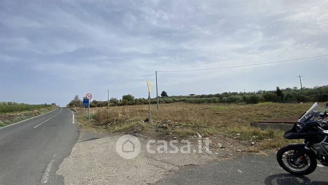 Terreno agricolo in commerciale in 