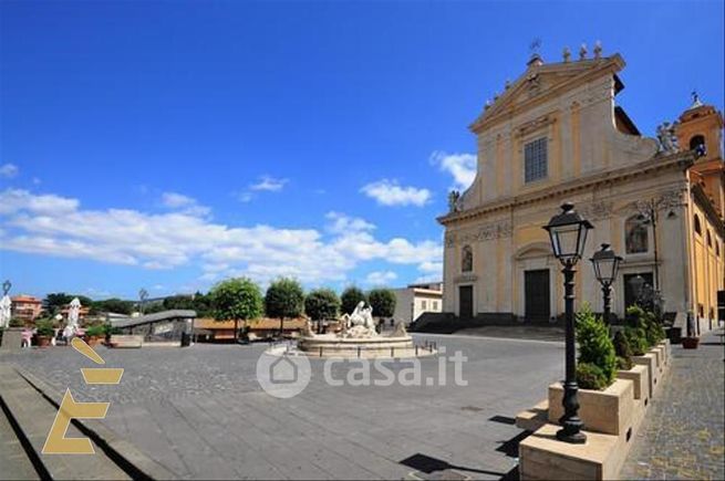 Appartamento in residenziale in Largo Guglielmo Oberdan 4