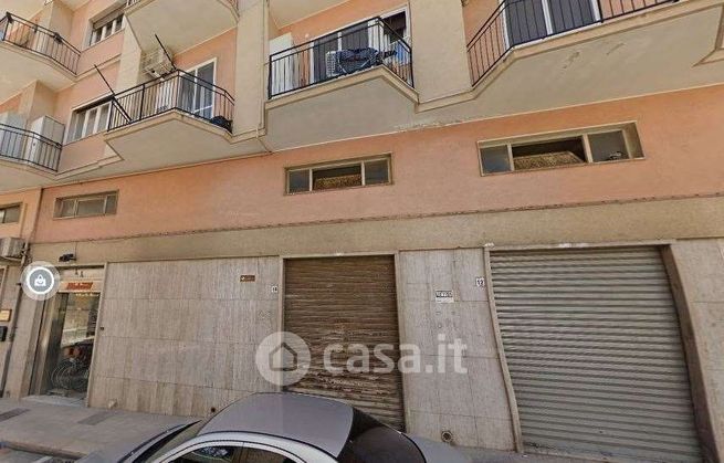 Box/posto auto in residenziale in Via la Marina 14