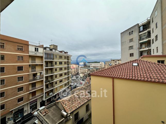 Appartamento in residenziale in Piazza Osservanza 4