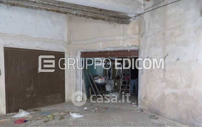 Box/posto auto in residenziale in Via Papa Giovanni XXIII