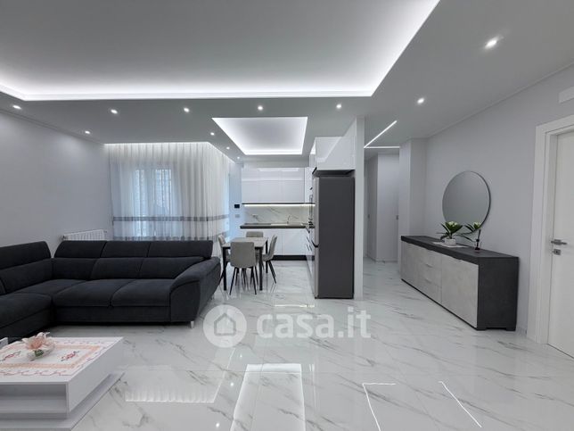 Appartamento in residenziale in Corso Dante Alighieri