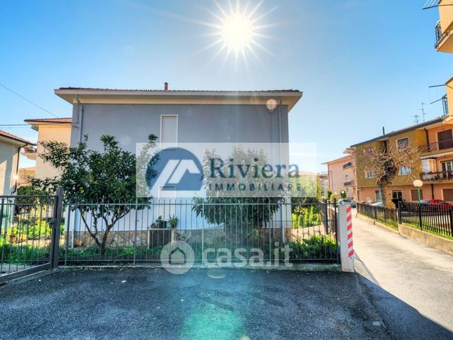 Villa in residenziale in Via Colombera