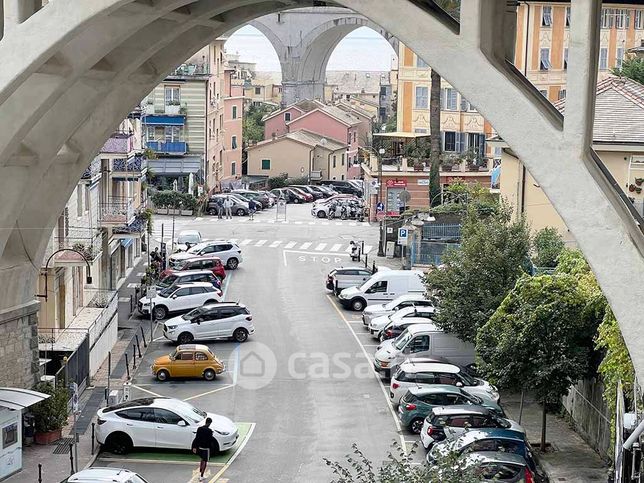 Appartamento in residenziale in Via Sessarego 6