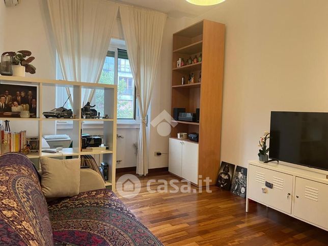 Appartamento in residenziale in Via Giambellino 44