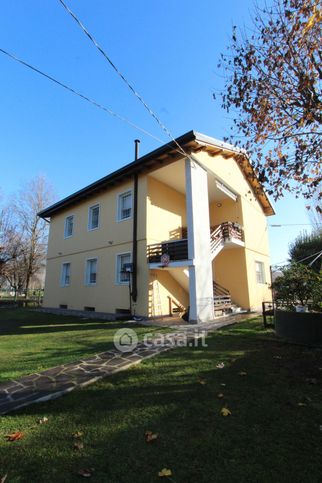 Casa indipendente in residenziale in Via Cassola