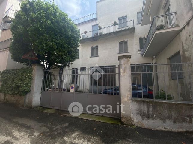 Appartamento in residenziale in Via Fossa 37