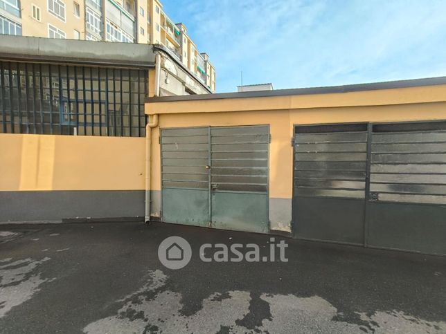 Box/posto auto in residenziale in Via Sestriere 53
