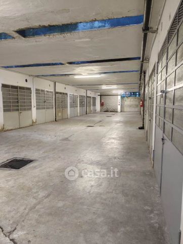 Box/posto auto in residenziale in Via Casteldelfino 8