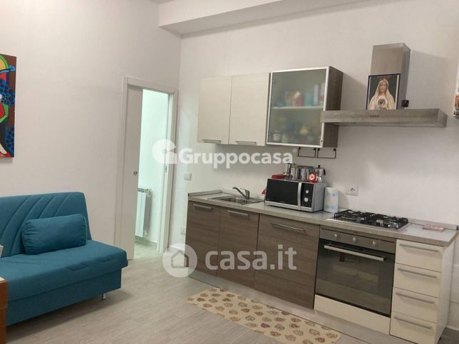 Rustico/casale in residenziale in Via Giuseppe Cassano 15
