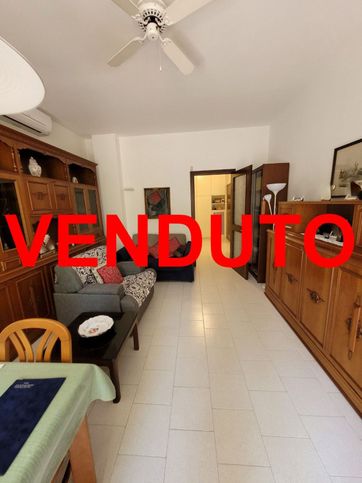 Appartamento in residenziale in Via Lucania