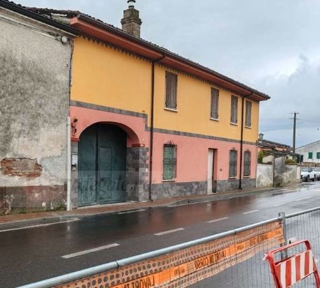 Casa indipendente in residenziale in Via Levata 5