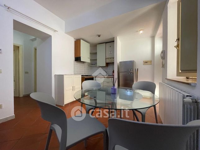 Appartamento in residenziale in Via Barcuzzi 1