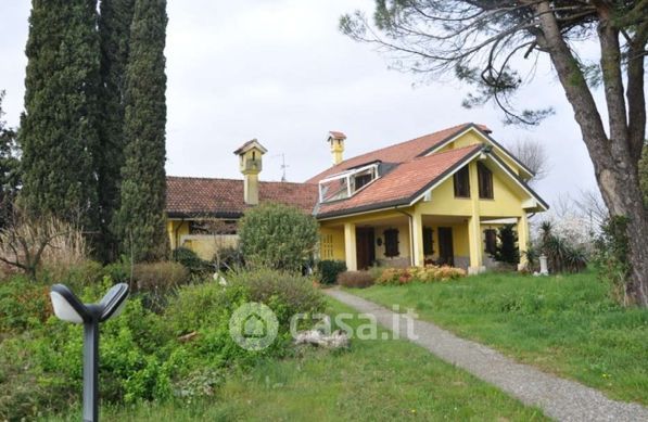 Villa in residenziale in Via Baruchella 13