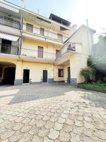 Casa bi/trifamiliare in residenziale in Via Brera 1