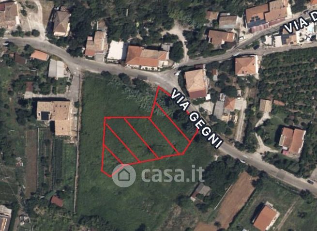 Terreno edificabile in residenziale in Via Gegni 39