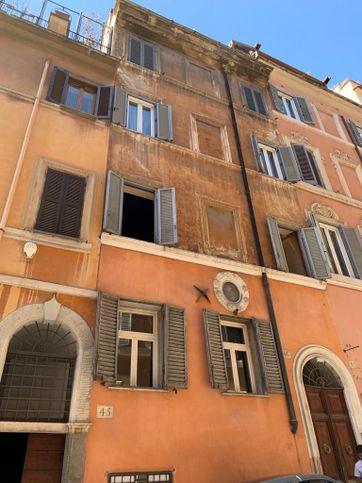 Appartamento in residenziale in Via della purificazione 46