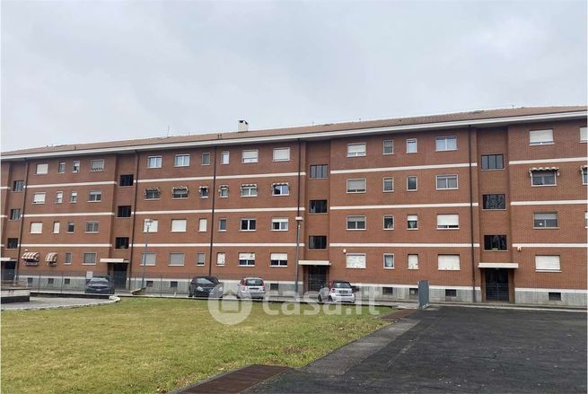 Appartamento in residenziale in Via Michele Coppino 13