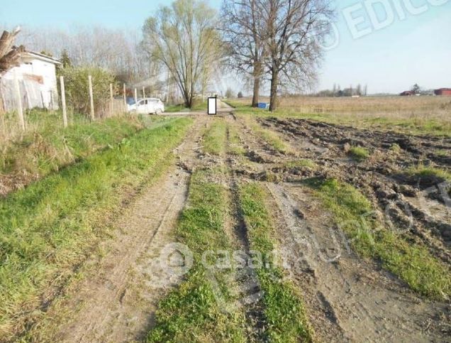 Terreno agricolo in commerciale in Via Papa Giovanni XXIII
