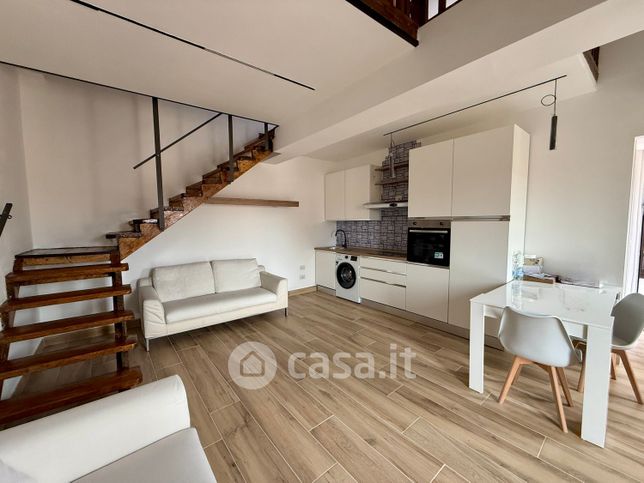 Appartamento in residenziale in Via Alessandro Manzoni 22