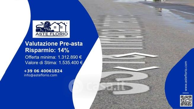 Capannone in commerciale in Strada Statale 18 Tirrena Inferiore