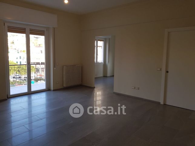 Appartamento in residenziale in Via Giuseppe Berio