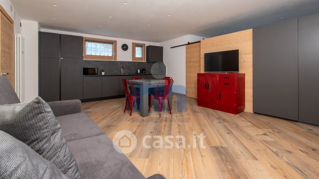 Appartamento in residenziale in Via Trento 2