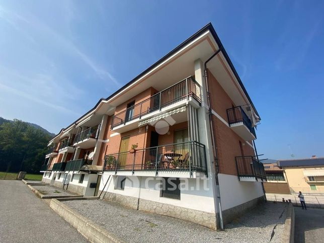 Appartamento in residenziale in Via Circonvallazione 22