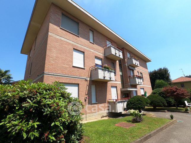 Appartamento in residenziale in Strada dei Campi 16