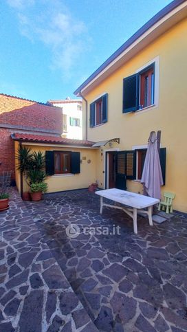 Casa indipendente in residenziale in Via di Piaggiori