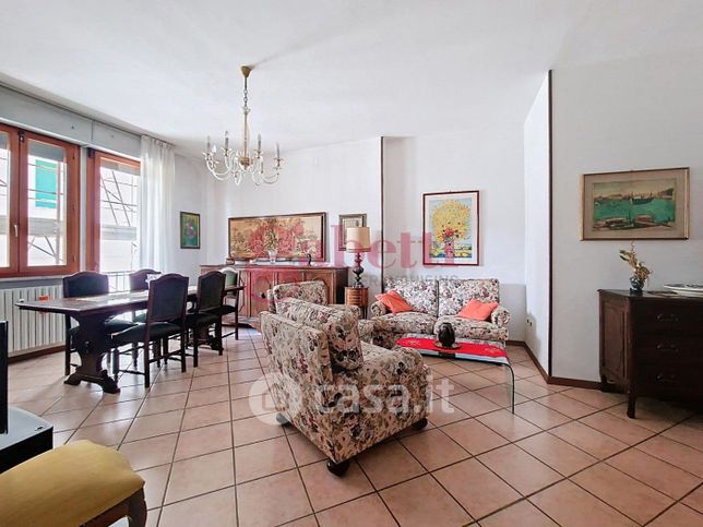 Appartamento in residenziale in Via Eugenio Chiesa