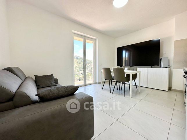 Appartamento in residenziale in Via Clavi