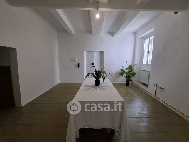 Appartamento in residenziale in Via Giova