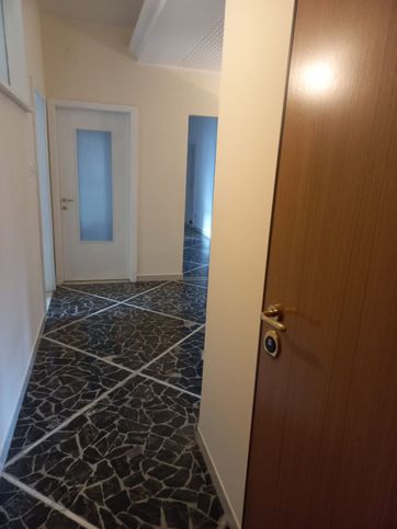 Appartamento in residenziale in Via Santa Croce