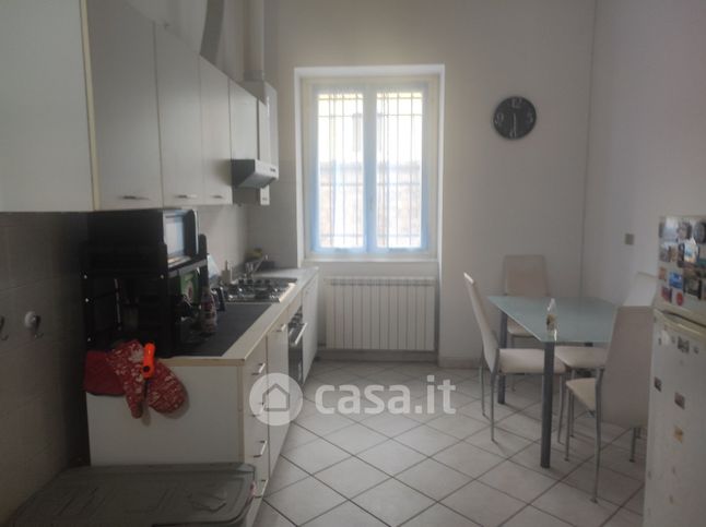 Appartamento in residenziale in Via de Micheli