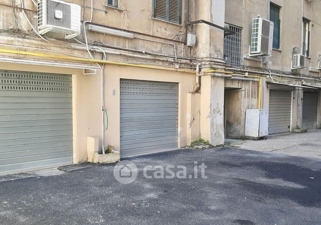 Box/posto auto in residenziale in Via Pilo Albertelli