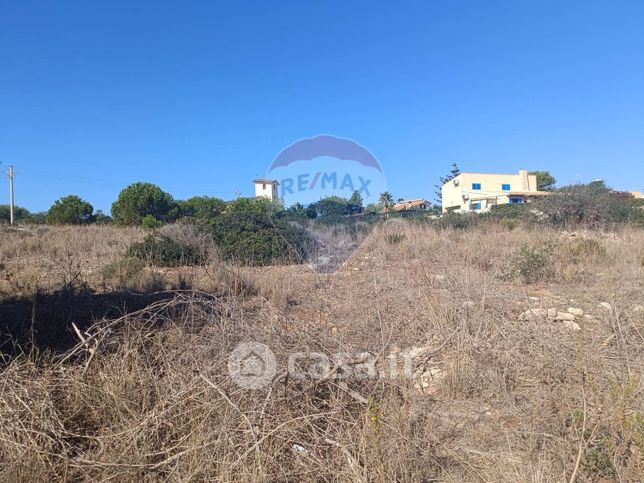 Terreno edificabile in residenziale in Strada Capo Murro di Porco