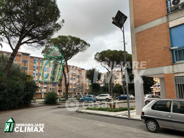 Appartamento in residenziale in Via Eleuterio Ruggiero 78