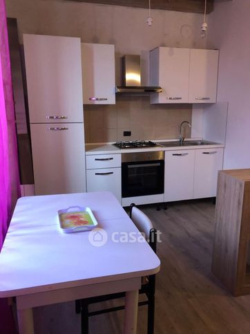 Appartamento in residenziale in Via Monte Grappa 25