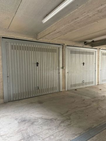 Garage/posto auto in residenziale in Viale Guglielmo Marconi 6