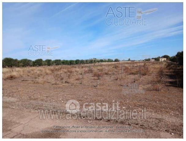 Terreno agricolo in commerciale in 