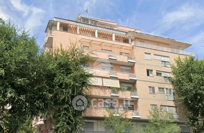 Appartamento in residenziale in Viale dei Quattro Venti 162