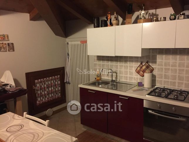 Appartamento in residenziale in Via Gluck 4